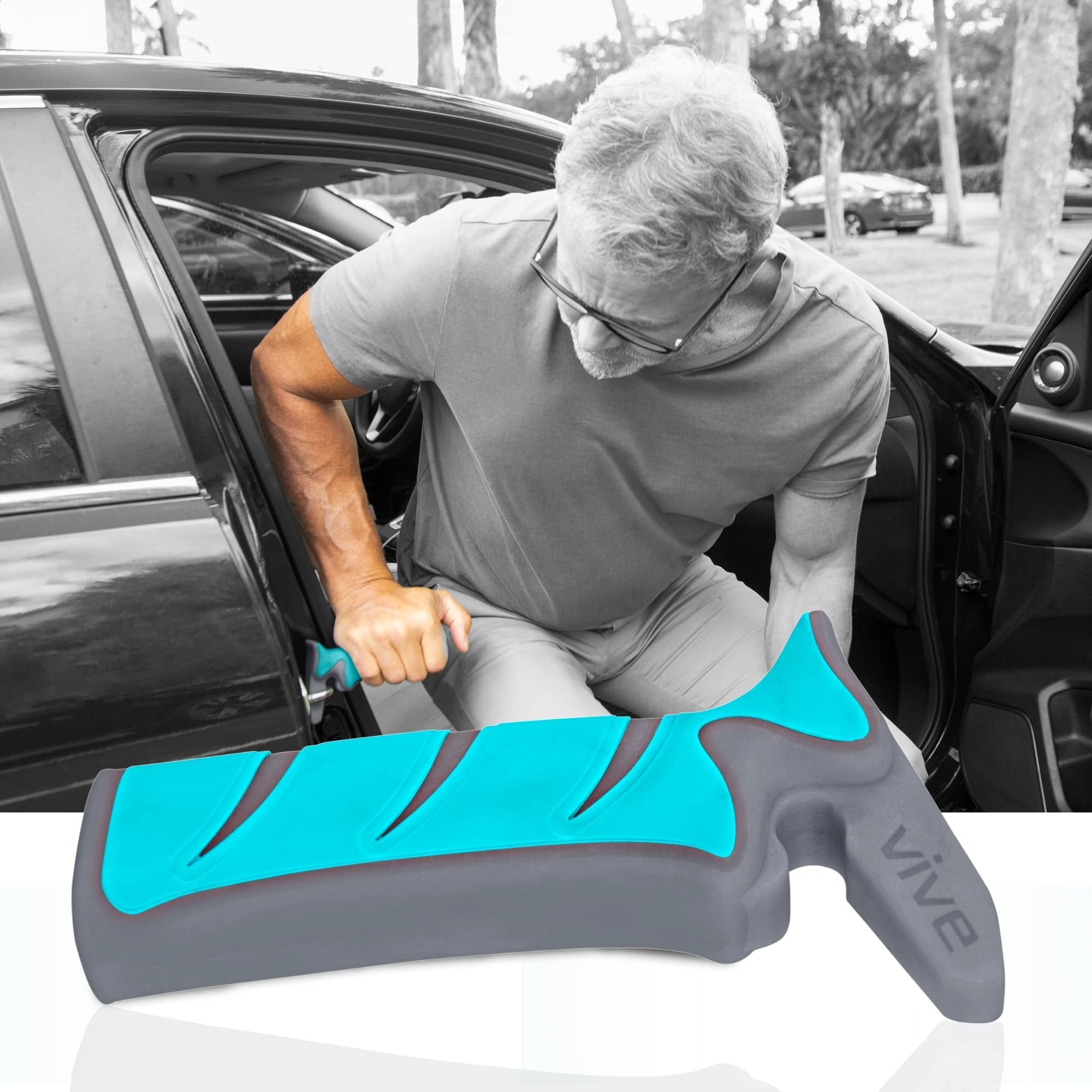 Vive car assist handle installed on vehicle interior grab bar showing scratch-proof latch