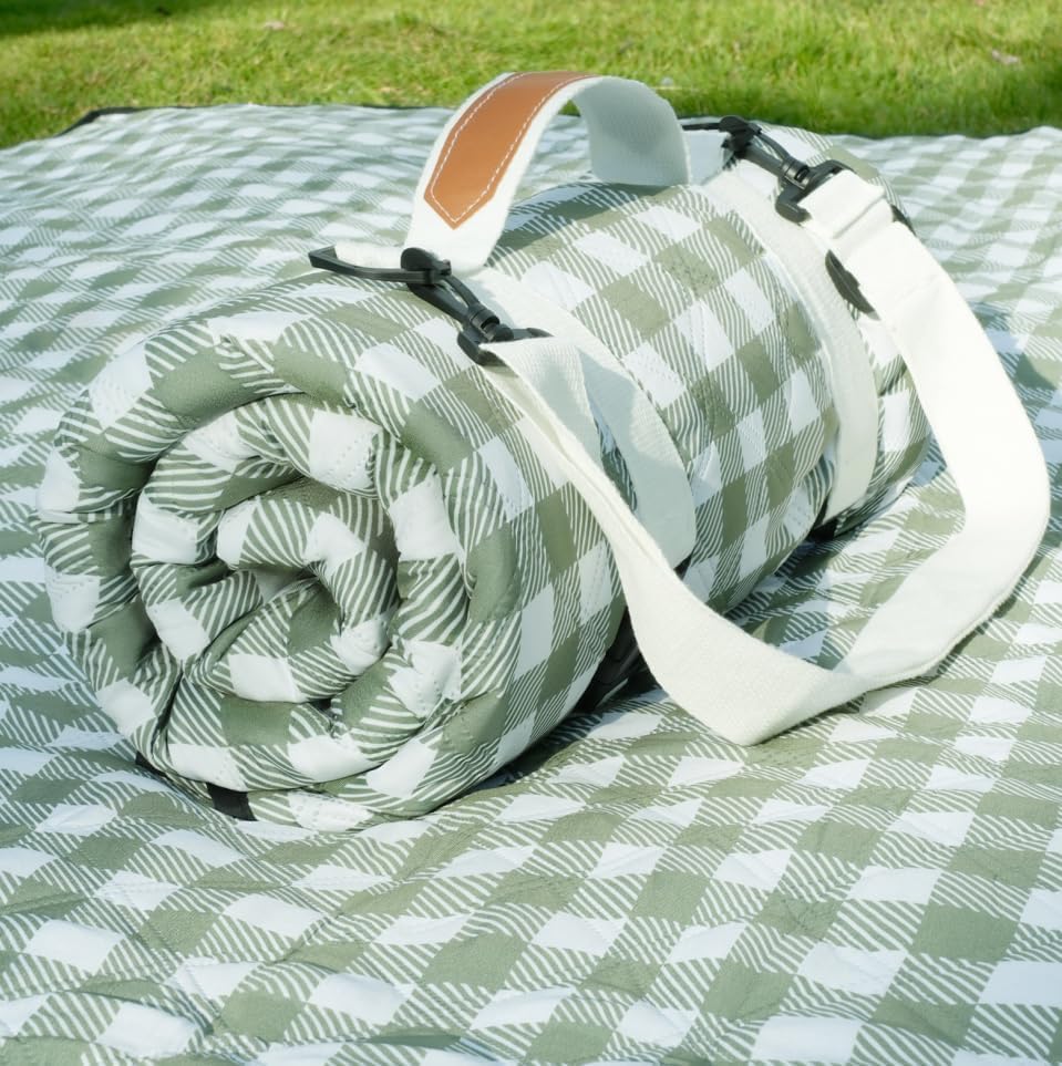Genovega extra large waterproof picnic blanket spread on grass